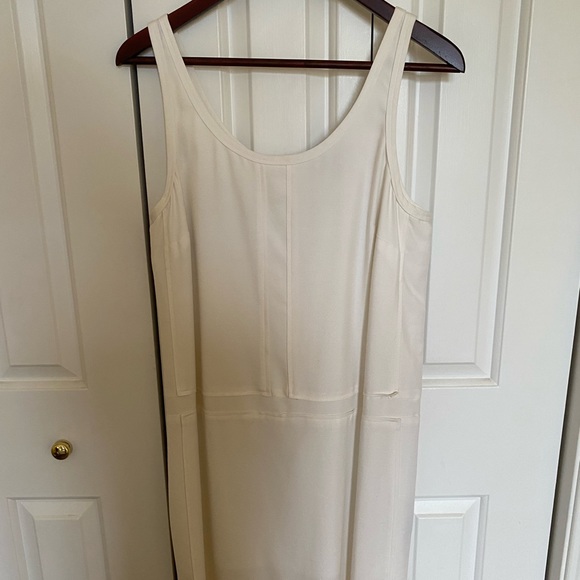 Banana Republic sleeveless shift dress - lined - excellent condition - Picture 1 of 3
